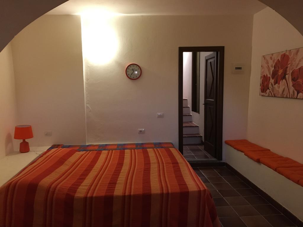 Montemarcello Holiday Home Амелия Экстерьер фото